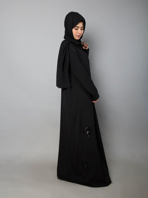 Mesmerizing Noir Abaya Jilbaab